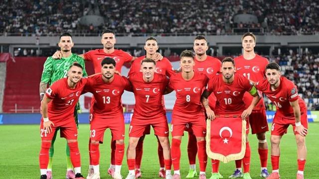 Nefesler tutuldu! Türkiye, Dünya Kupası yolunda sahaya çıkıyor