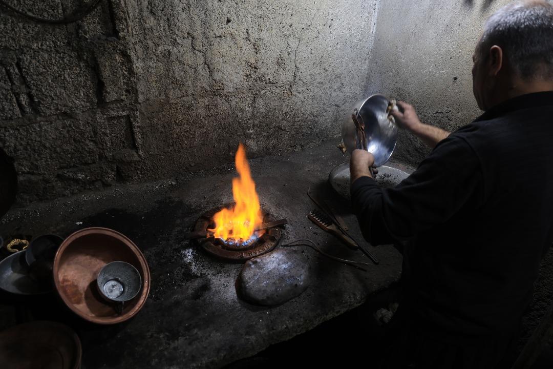  Meslekte tek kaldım  Fiyatı y&uuml;kselince talebin d&uuml;şt&uuml;ğ&uuml;n&uuml; anlattı 1