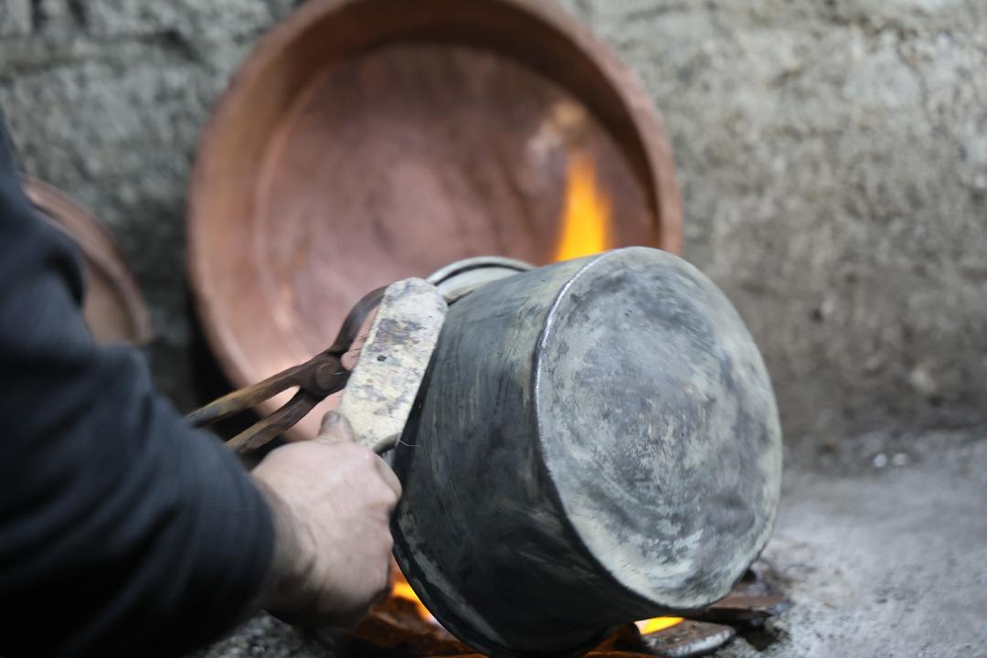  Meslekte tek kaldım  Fiyatı y&uuml;kselince talebin d&uuml;şt&uuml;ğ&uuml;n&uuml; anlattı 3