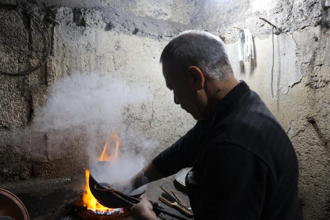  Meslekte tek kaldım  Fiyatı y&uuml;kselince talebin d&uuml;şt&uuml;ğ&uuml;n&uuml; anlattı 6