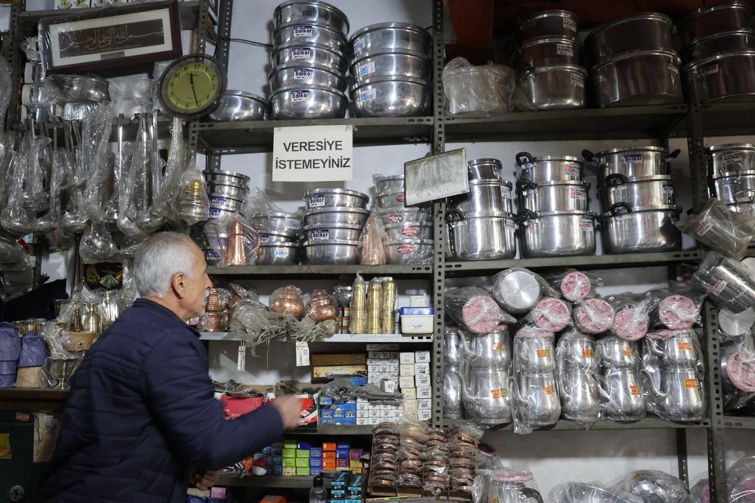  Meslekte tek kaldım  Fiyatı y&uuml;kselince talebin d&uuml;şt&uuml;ğ&uuml;n&uuml; anlattı 9