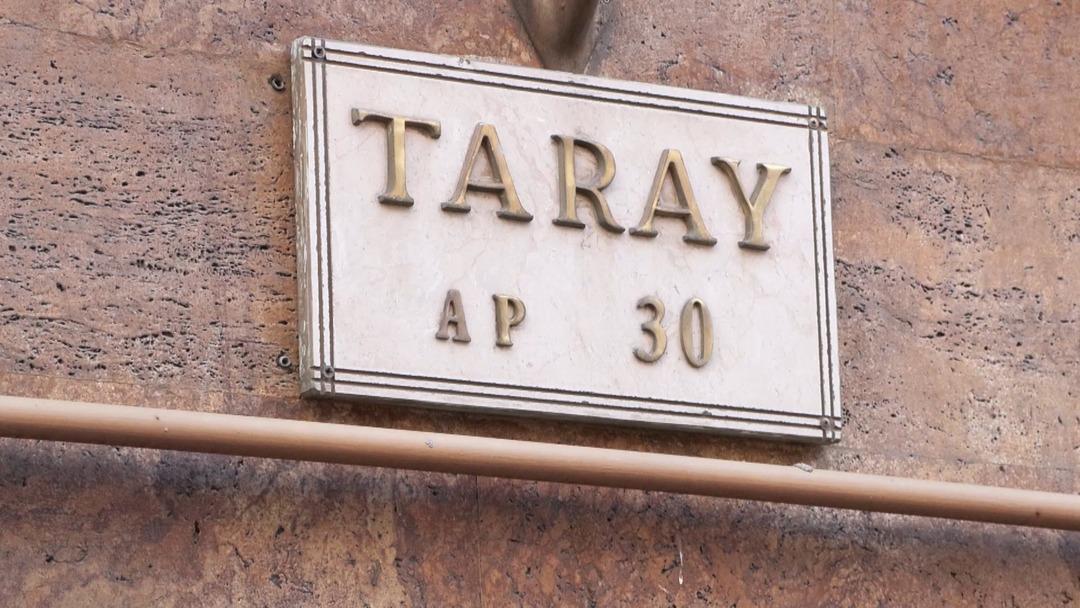 Orhan Pamuk un 9 dairesinin bulunduğu Taray Apartmanı davasında karar çıktı! Yıkılacak 1