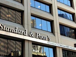 S&P, T&uuml;rkiye i&ccedil;in Kademeli Dolar Artışı ve Enflasyon Beklentilerini A&ccedil;ıkladı