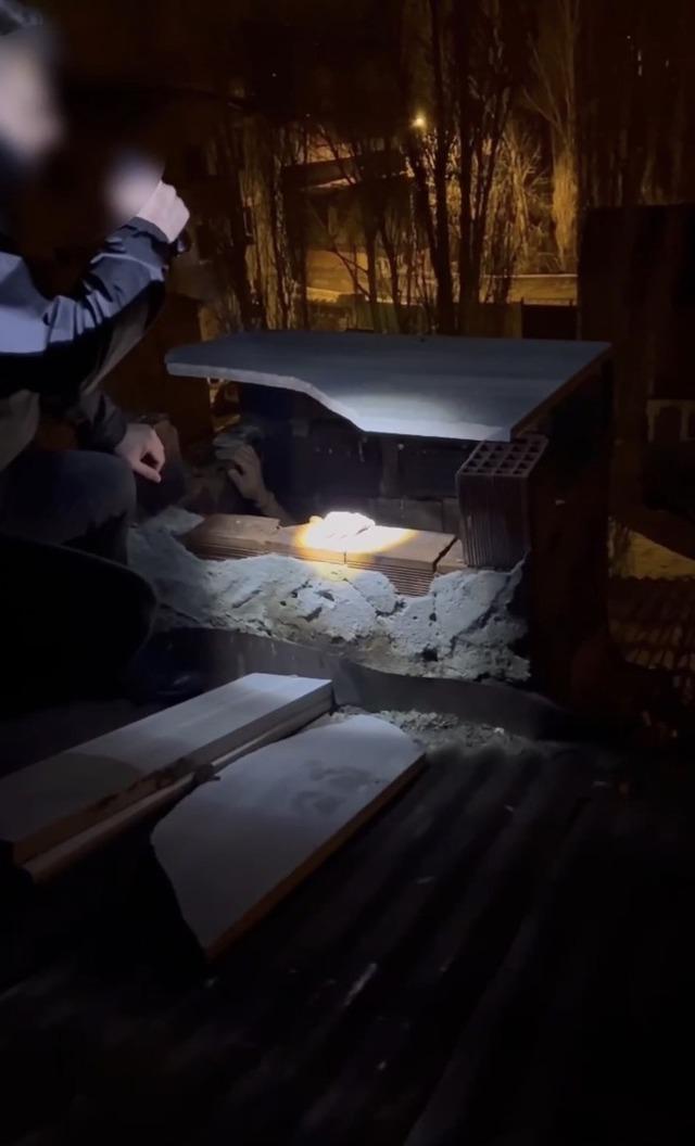 Ağrı&rsquo;da baca i&ccedil;inde saklanan h&uuml;k&uuml;ml&uuml; yakalandı 1