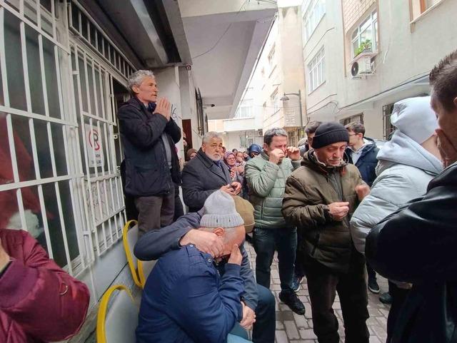 Motosiklet kazasında ağır yaralanan gen&ccedil; kız hayatını kaybetti 1