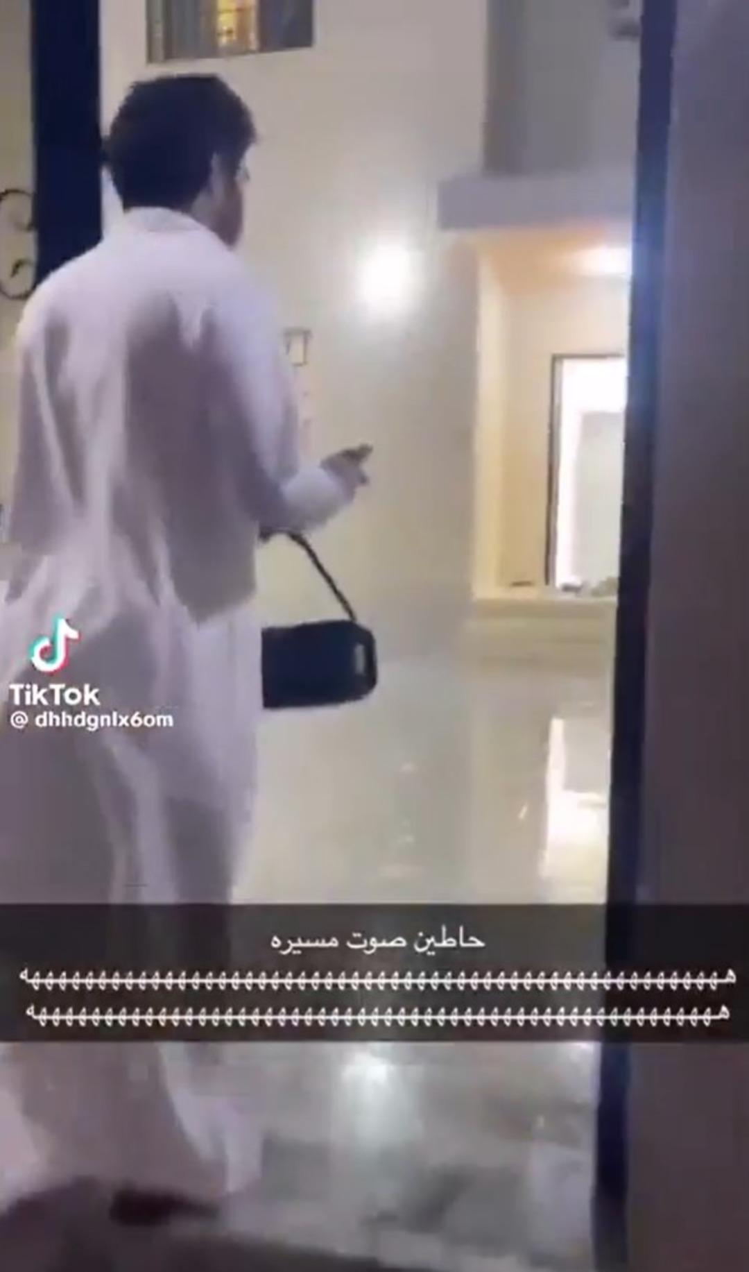 Suudi Arabistan da viral oldu! İnsansız hava araçlarının seslerini çalıp... 1