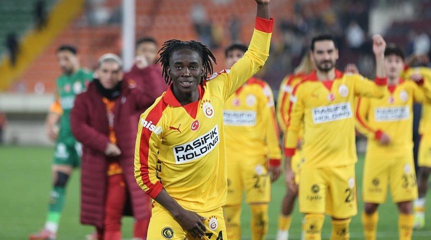 Galatasaray'ın gen&ccedil; yıldızı Renato Nhaga milli takıma &ccedil;ağrıldı mı?