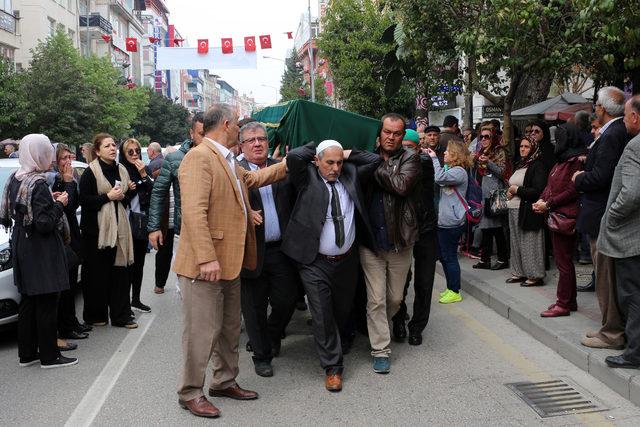 Gen&ccedil; iş insanı son yolculuğuna uğurlandı 3