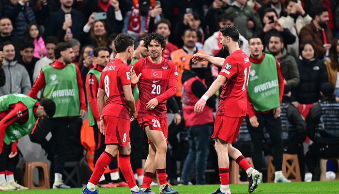 D&uuml;nya Kupası aşkıyla Romanya'yı ge&ccedil;tik! Bir olduk yolunda...