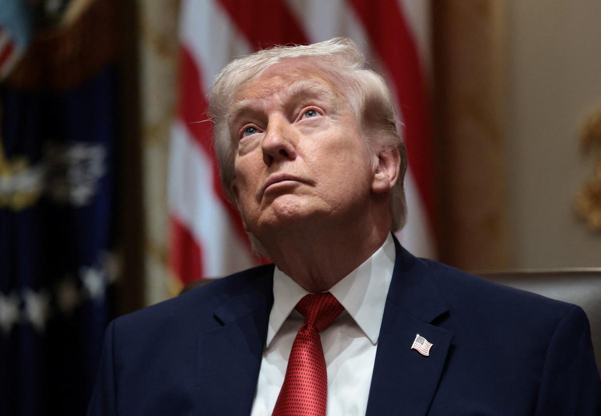 Beyaz Saray da kameralar karşına geçti! Melania Trump tan Epstein açıklaması 4