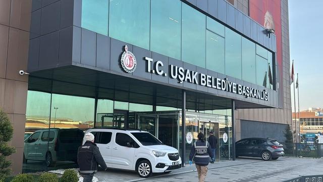 Uşak, Kocaeli ve Ankara'da düzenlenen rüşvet operasyonunda 11 şüpheli gözaltına alındı