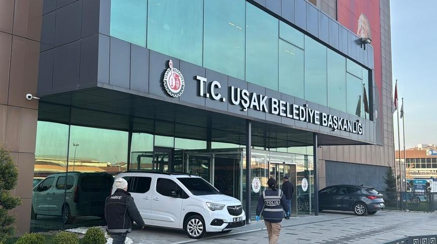 Uşak, Kocaeli ve Ankara'da d&uuml;zenlenen r&uuml;şvet operasyonunda 11 ş&uuml;pheli g&ouml;zaltına alındı
