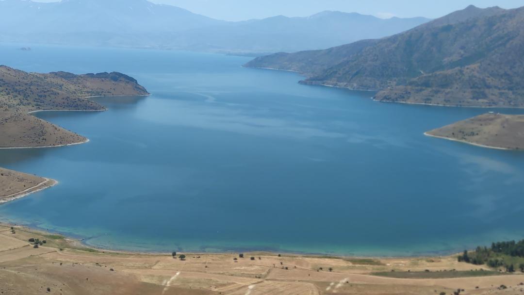 Van g&ouml;l&uuml;n&uuml;n derinliklerindeki sır &ccedil;&ouml;z&uuml;ld&uuml;! G&ouml;l&uuml;n altında gizli fabrika &ccedil;alışıyor 5
