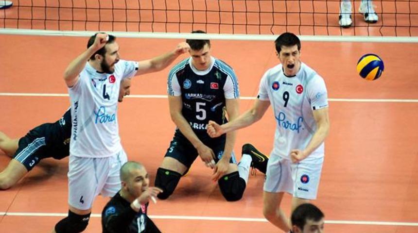 Efeler Ligi'nde şampiyon Halkbank oldu