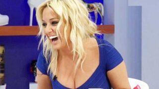 Saba Tümer'den komik itiraf: Bir anda göğüslerime yapıştı...