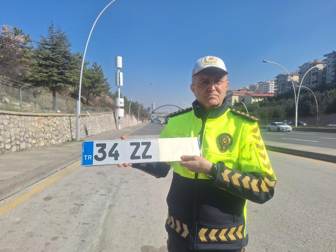 Milyonlarca ara&ccedil; sahibinin g&uuml;ndemindeydi! APP plaka i&ccedil;in geri sayım başladı: "Ge&ccedil;erli olması i&ccedil;in yeterli" 4