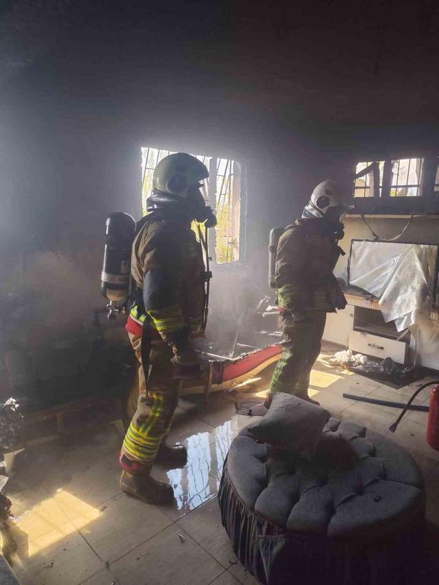 Antakya’da ev yangını 2