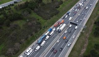 İstanbul'da zincirleme kaza: 15 yaralı