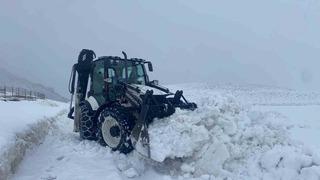 Iğdır’da karla mücadele seferberliği: Kapanan köy yolları yeniden açıldı