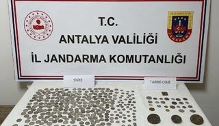 Antalya'da tarihi eser ka&ccedil;ak&ccedil;ılığı operasyonu! 2 kişi yakalandı