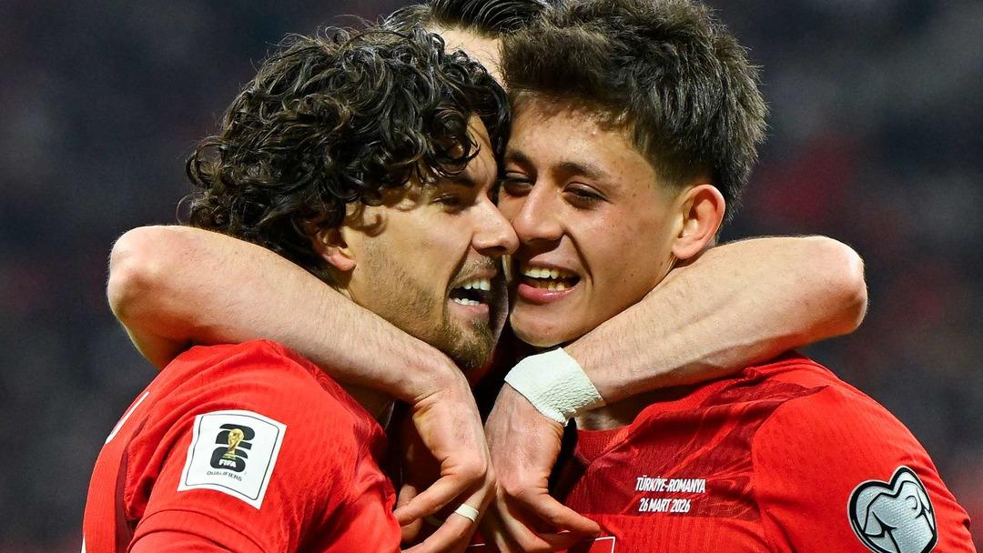 Rumenlerin  Amerika hayaline  Arda G&uuml;ler engeli! Hagi nin tahtına oturdu 2