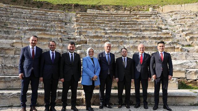 Bakan Gürlek'tan Konuralp'e övgü dolu sözler: Her vatandaşımız Konuralp'i görmeli