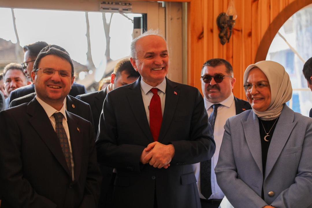 Bakan Gürlek tan Konuralp e övgü dolu sözler: "Her vatandaşımız Konuralp i görmeli" 4