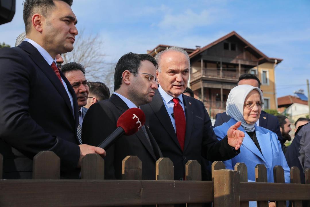 Bakan Gürlek tan Konuralp e övgü dolu sözler: "Her vatandaşımız Konuralp i görmeli" 5