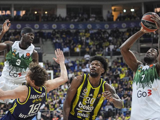 Fenerbah&ccedil;e Beko evinde buz kesti! Zalgris'ten k&ouml;t&uuml; s&uuml;rpriz