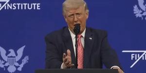 Trump'tan H&uuml;rm&uuml;z Boğazı oyunu: 'Trump Boğazı' dedi