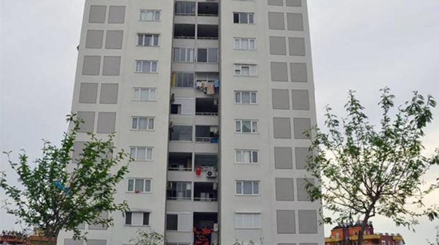 Antalya'da eve gelen arkadaşına bekle dedikten sonra 8. kattan atladı