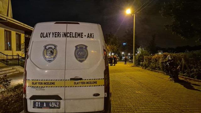 Restoranda önce selamlaştılar sonra silahlarını çektiler! 