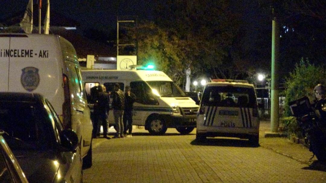 Restoranda önce selamlaştılar sonra silahlarını çektiler! Biri öldü, diğeri ağır yaralı 1