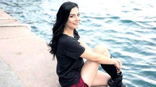 Demet Özdemir'den aşk açıklaması!