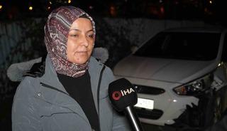 Arnavutk&ouml;y&rsquo;de başıboş at otomobillere &ccedil;arptı: 2 ara&ccedil; hasar aldı