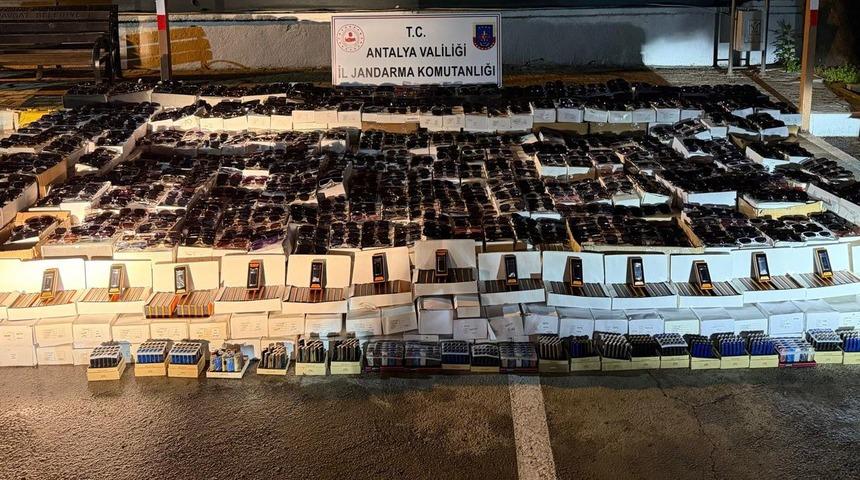 Antalya'da ka&ccedil;ak&ccedil;ılık operasyonunda 1 kişi yakalandı