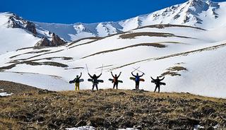 Van'ın karlı dağları macera tutkunu yabancı kayak&ccedil;ıları ağırladı