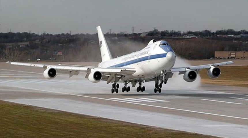 ABD 'kıyamet günü' uçağını havalandırdı