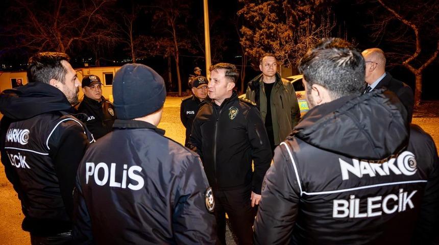 Bilecik&rsquo;te huzur uygulaması: 11 aranan şahıs yakalandı