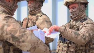 Öğrencilerin mektupları Mehmetçiğe ulaştı