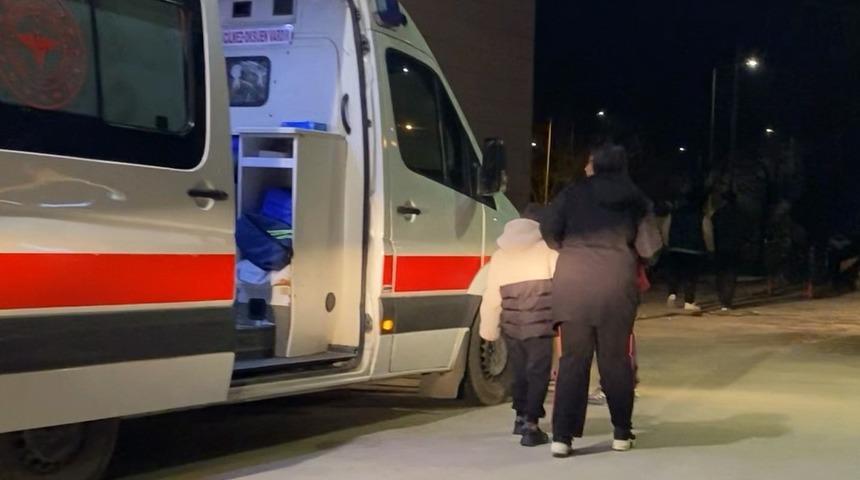 Bursa&rsquo;da tavuk d&ouml;ner yiyen 25 kişi zehirlendi