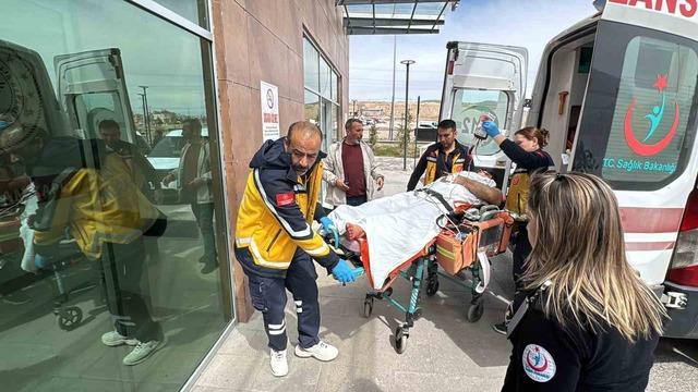 &Ouml;nce boşanma aşamasında olduğu eşini, sonra kendisini bı&ccedil;akladı 1