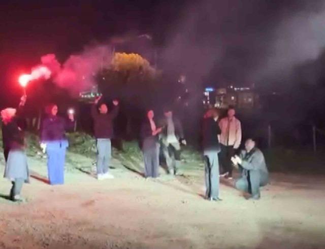 "Meydan dayaklı" evlilik teklifi 2