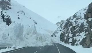 Van-Hakkari karayoluna &ccedil;ığ d&uuml;şt&uuml;