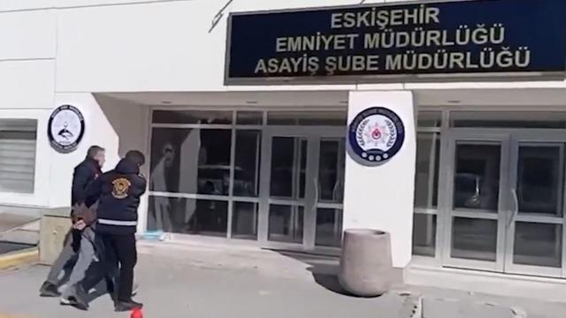 8 ilde 'dolandırıcılık' operasyonları: 50 tutuklama