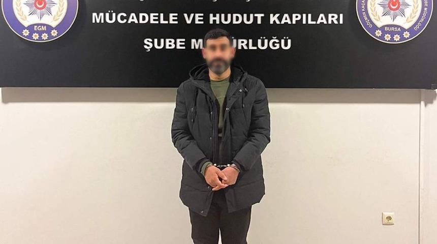 Bursa&rsquo;da sahte avukat g&ouml;&ccedil;menleri dolandırdı, yakalandı tutuklandı