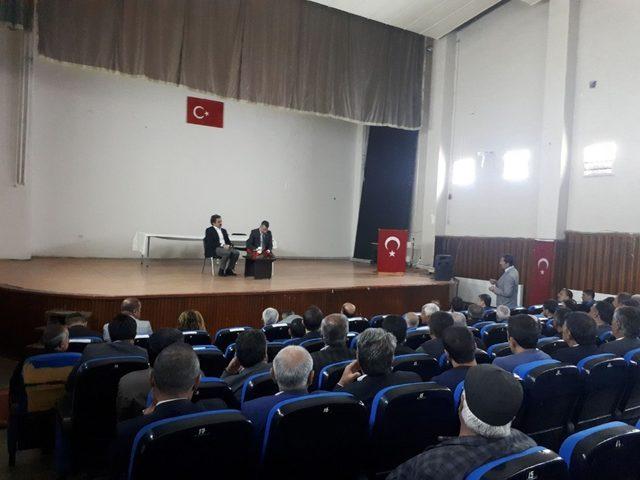 Gevaş&rsquo;ta muhtarlar toplantısı 1