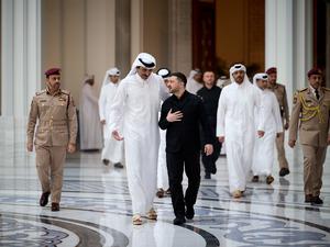 Zelenskiy, Katar Emiri Al Sani ile g&ouml;r&uuml;şt&uuml;