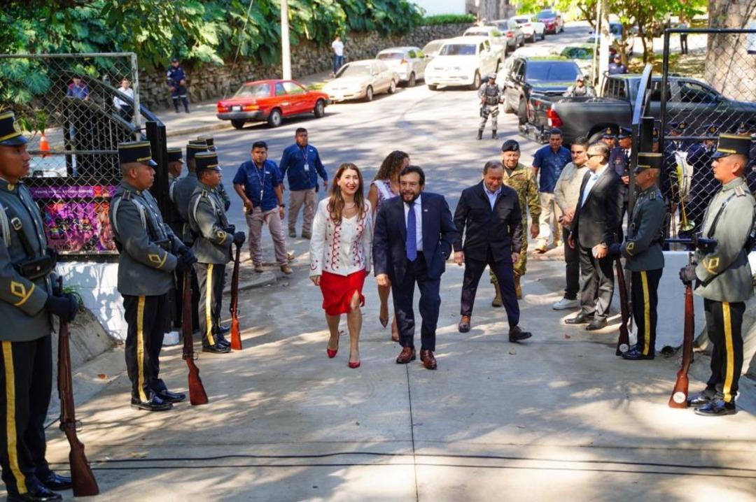 San Salvador’daki Türkiye Parkı kapılarını ziyaretçilere açtı 1