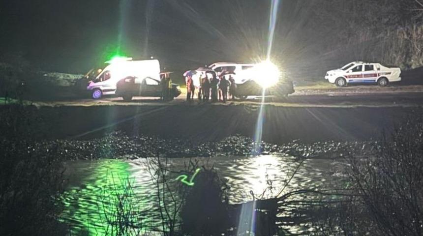 Balık tutarken &ccedil;aya d&uuml;şen imam hayatını kaybetti 